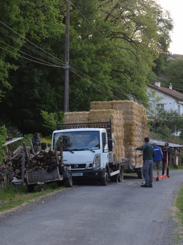 Déchargement paille (1)